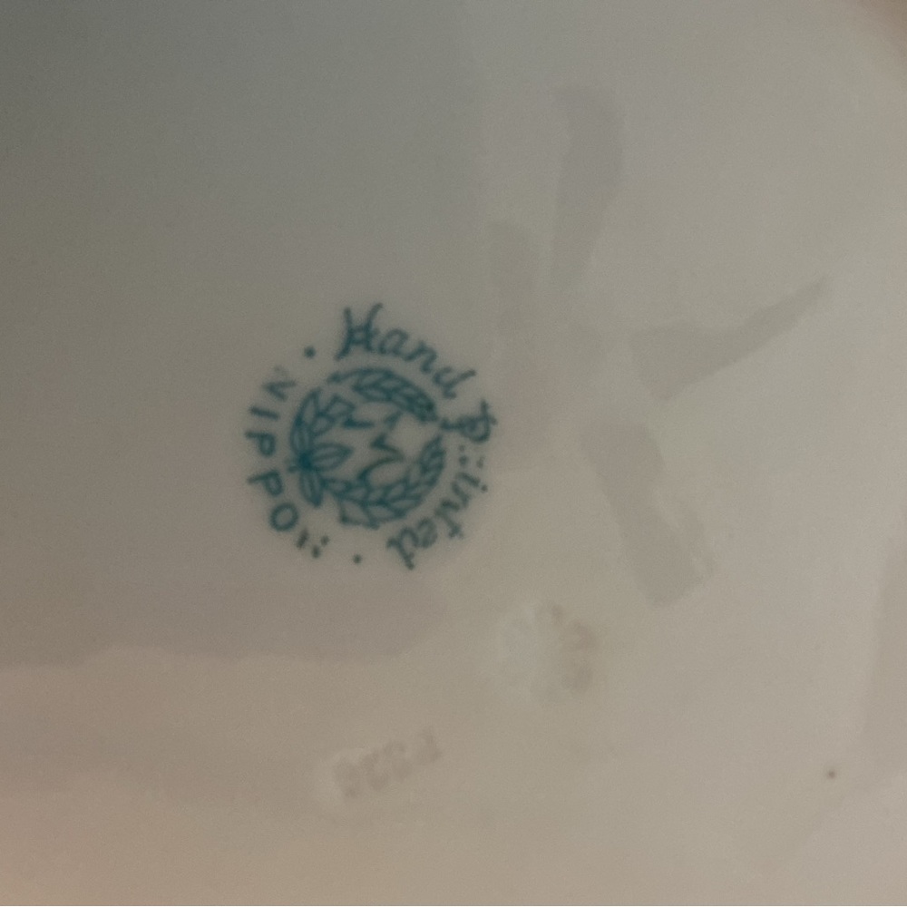 ANTIQUE Gold and White Nippon PORCELAIN BOWEL - Picture 5 of 5